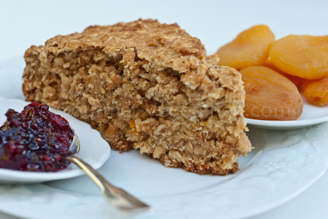 Biscuit à l'avoine servi