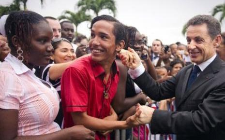 Sarkozy réaffirme son opposition au vote des étrangers