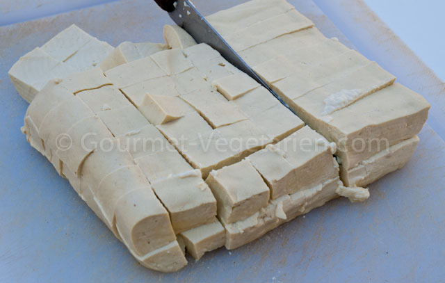 Couper le Tofu